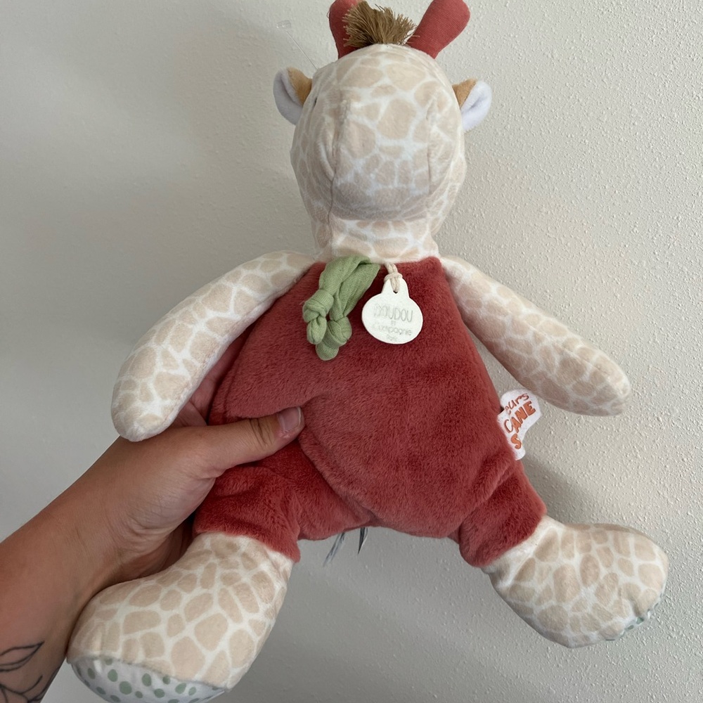 DouDou Paris Couleurs Giraffe Stuffed Animal